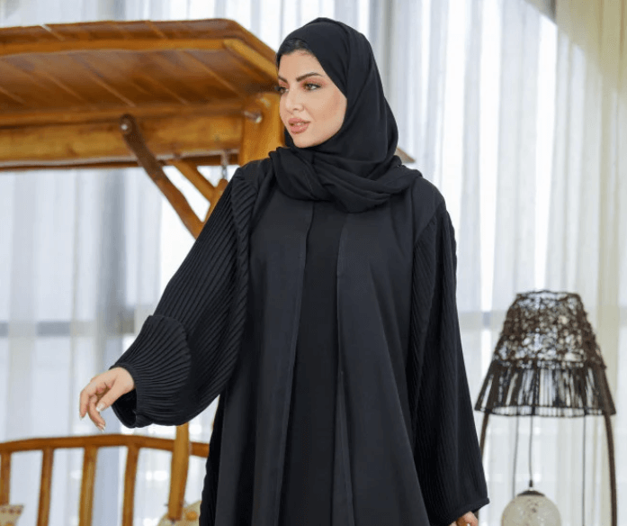عبايات سادة