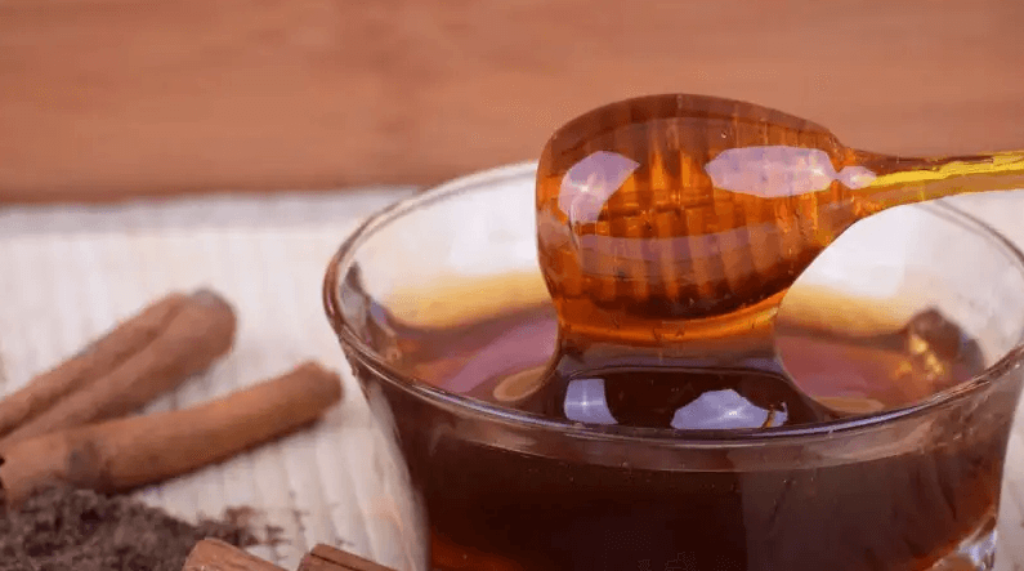 عسل الغابة السوداء الألماني